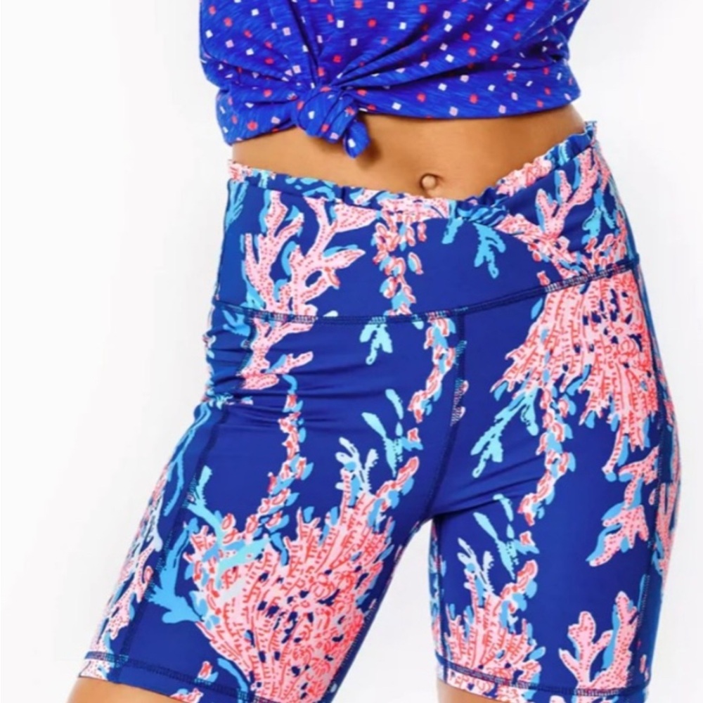 Lilly Pulitzer NWOT Luxletic Weekender Ruffle Shorts